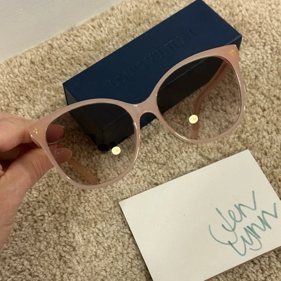 Louis Vuitton Light Cat Eye Sunglasses pink! Z1658W - Picture 11 of 16